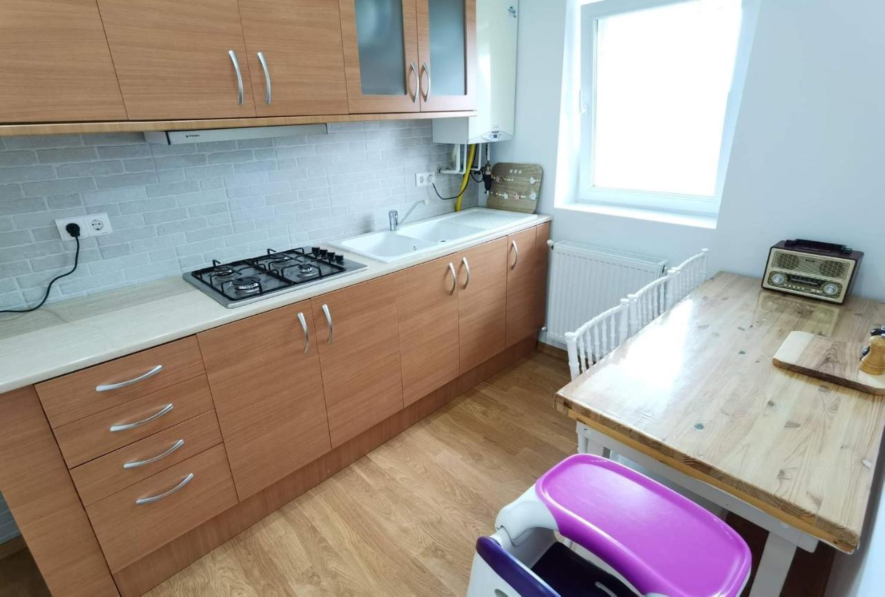 Apartament 2 Camere - Casa Divertis บูเซา ภายนอก รูปภาพ