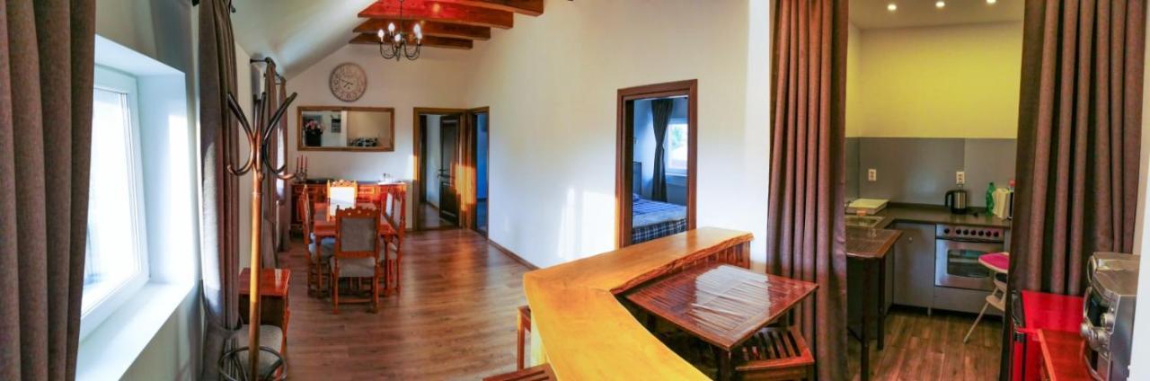 Apartament 2 Camere - Casa Divertis บูเซา ภายนอก รูปภาพ